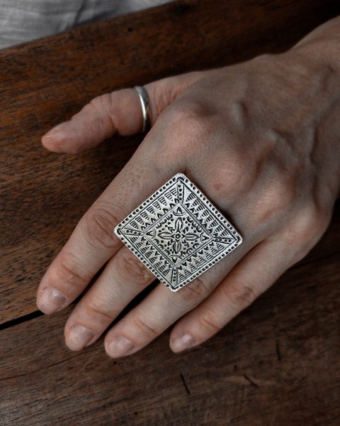 Срібний перстень квадратний з гравіюванням 0031-5 фото